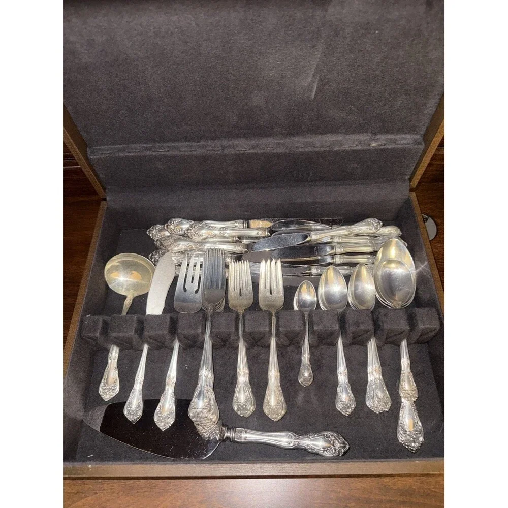 31-Piece Set of Gorham Sterling Silver Flatware Chateau Rose w/ Storage Box